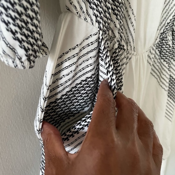 Tart Bardot Off The Shoulder Romper - Picture 4 of 5